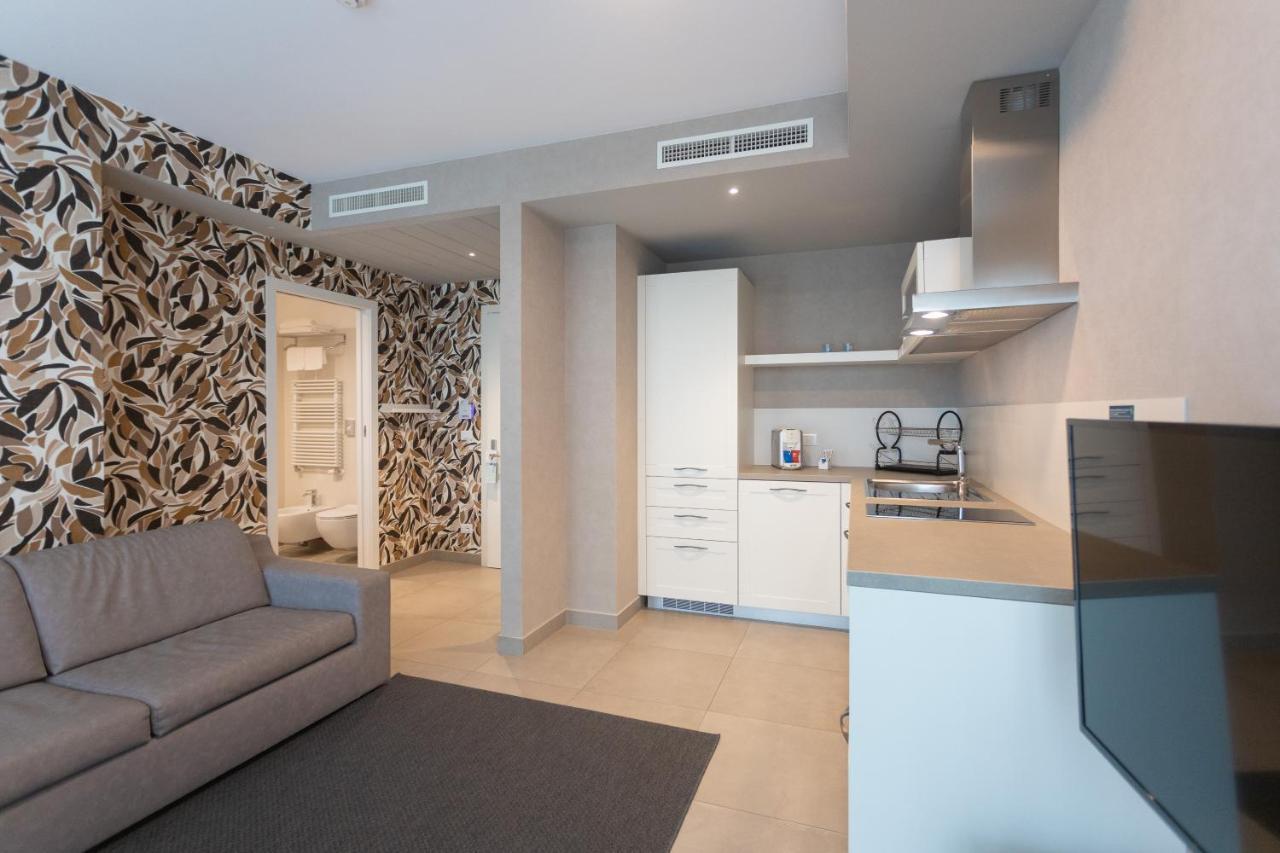 Mosella Suite Hotel Sottomarina Exterior photo