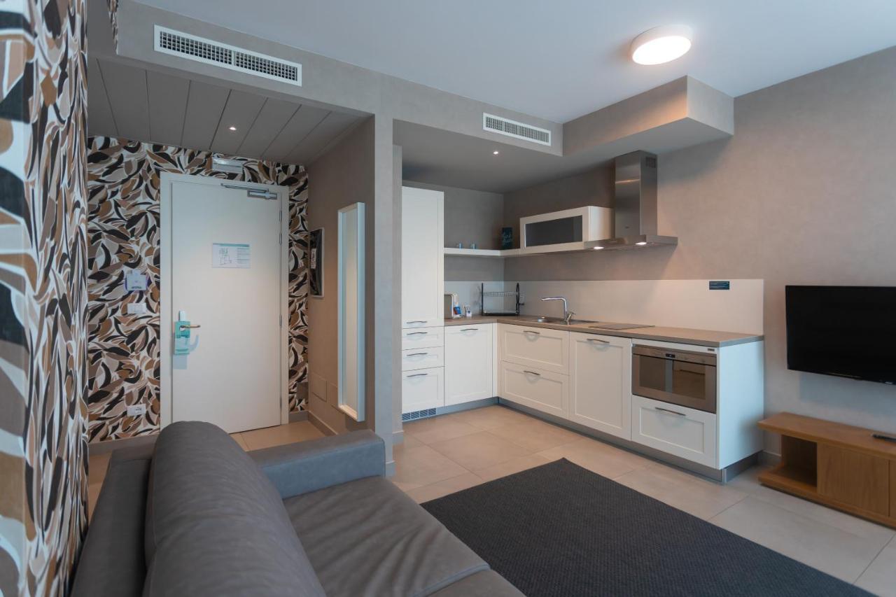 Mosella Suite Hotel Sottomarina Exterior photo