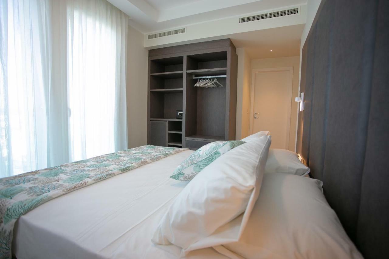 Mosella Suite Hotel Sottomarina Exterior photo