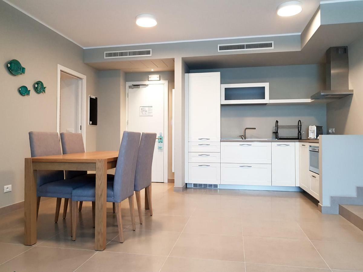 Mosella Suite Hotel Sottomarina Exterior photo